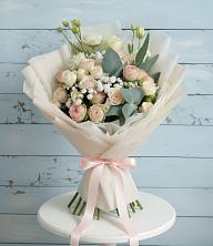 Букет цветов из:  Розы и Лизиантусы в Шестаково