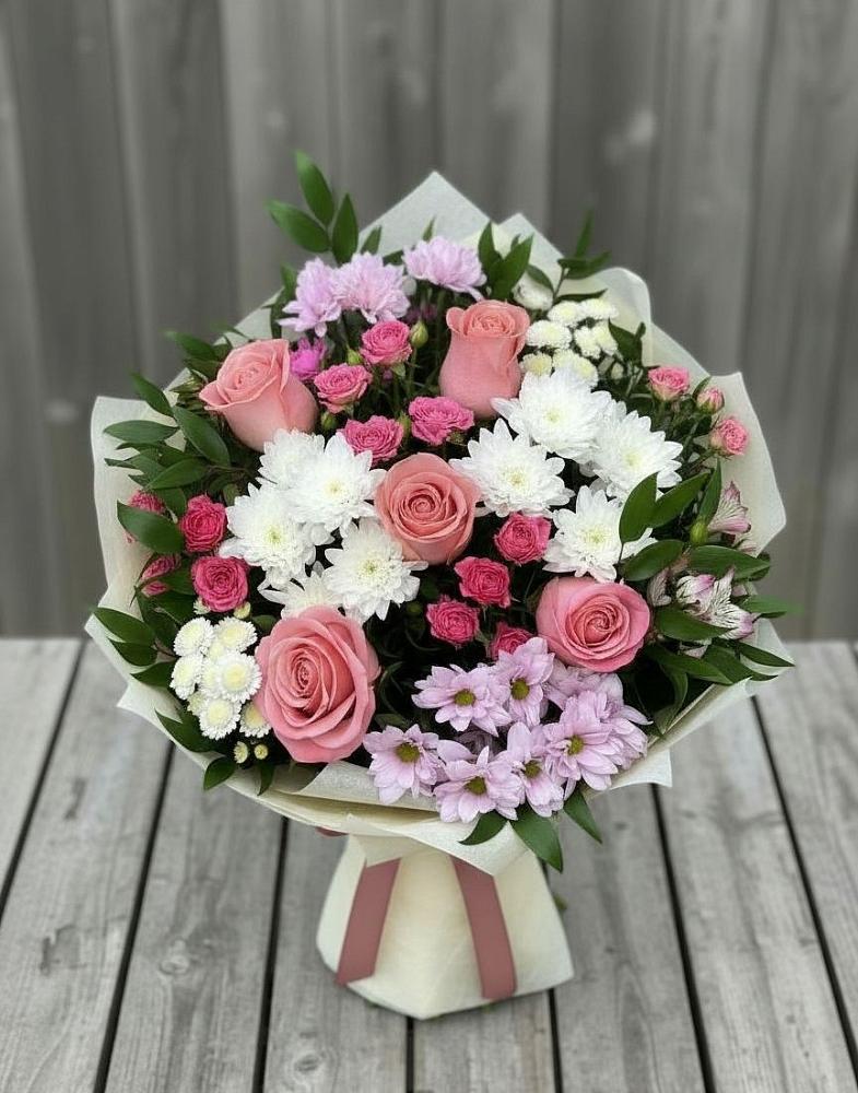 Букет цветов из: Альстромерии, Гвоздики, Розы и Хризантемы в Шестаково