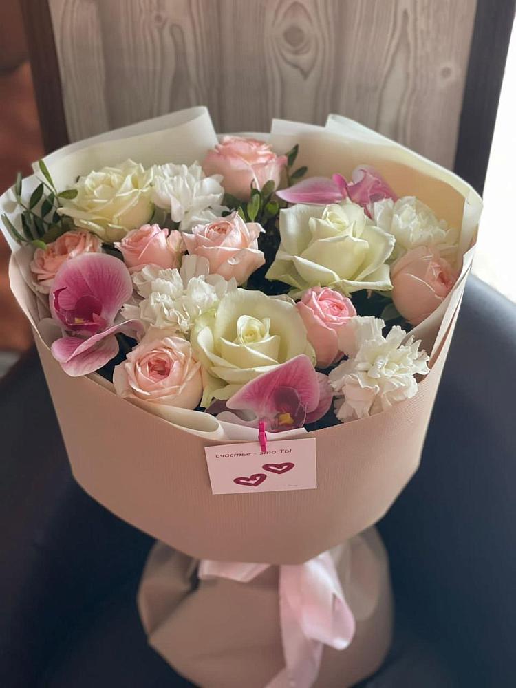 Букет цветов из: Орхидеи, Розы и Гвоздики в Шестаково