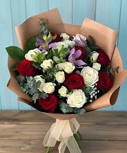 Букет цветов из:  Розы и Альстромерии в Шестаково