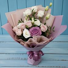 Букет цветов из:  Розы и Лизиантусы в Шестаково
