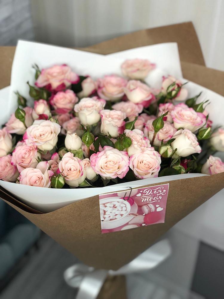 Букет цветов из: Розы в Шестаково