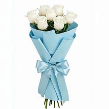 Букет 7 белых роз Проуд в Шестаково