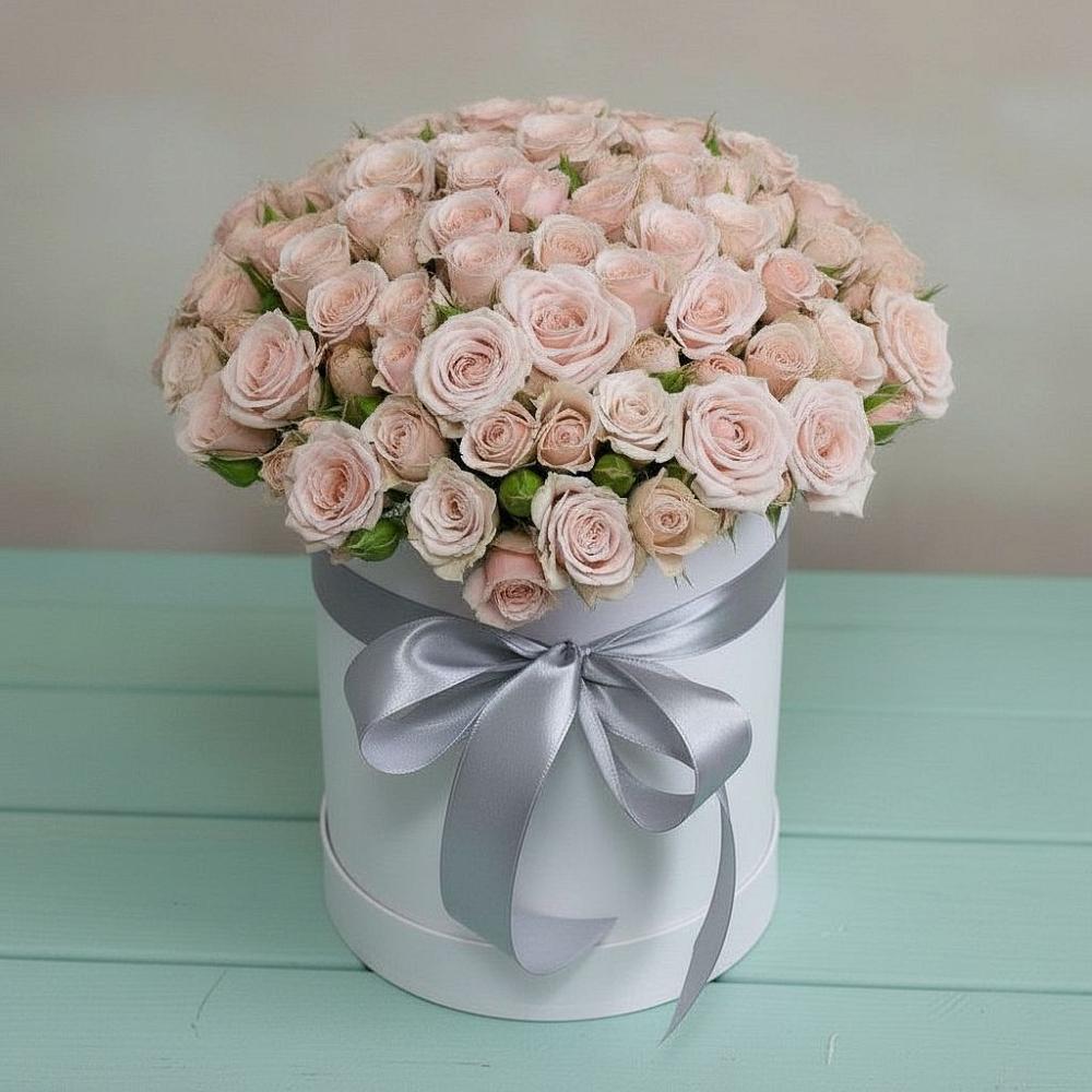 Цветочная композиция из Розы в шляпной коробке в Шестаково